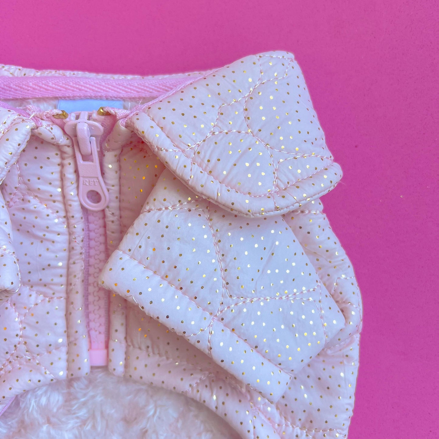 PARKA ROSA CON DORADO