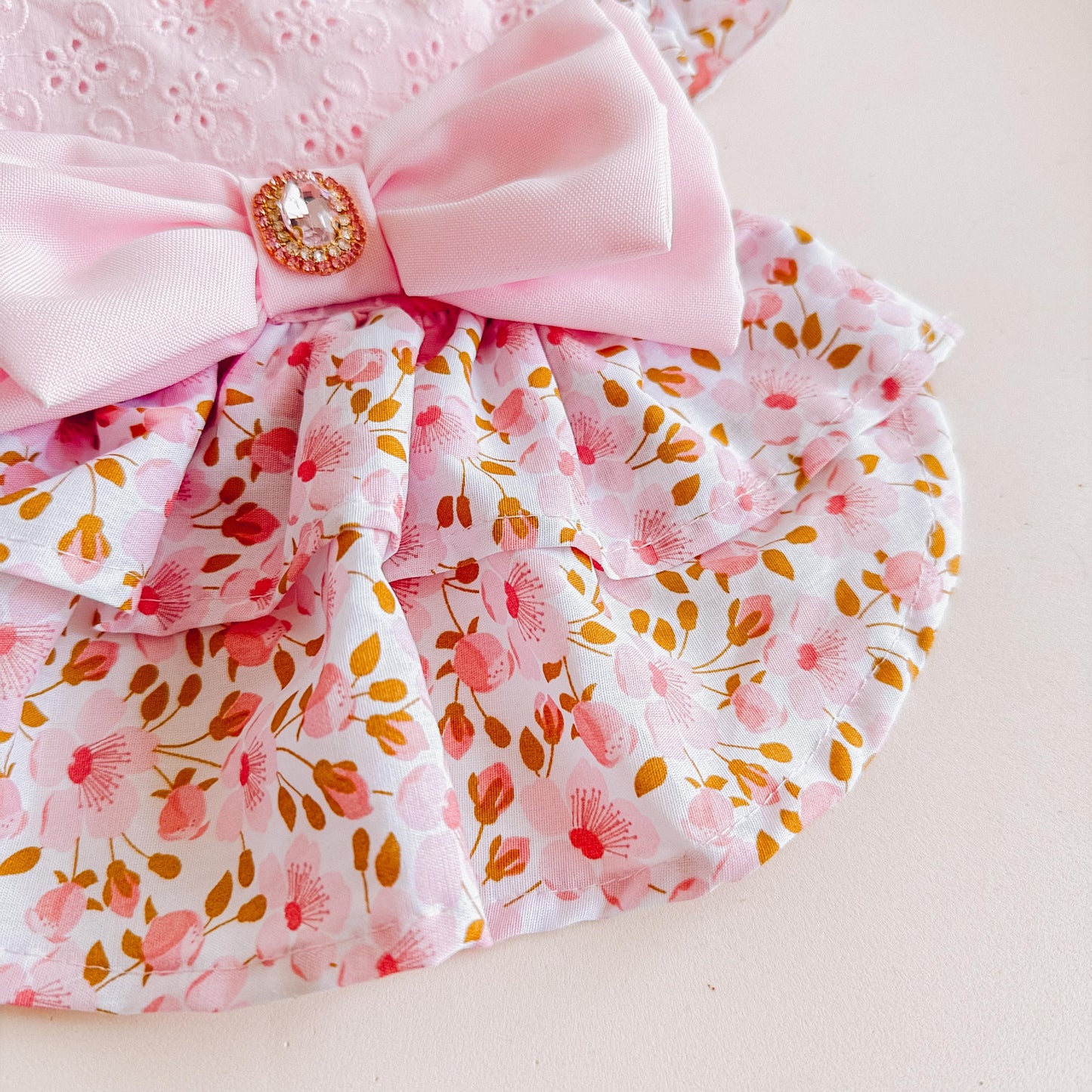VESTIDO DE FLORES ROSA