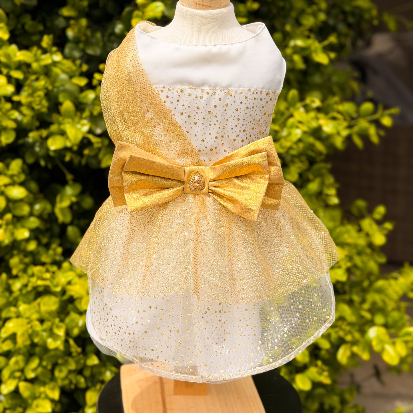 VESTIDO GALA DORADO