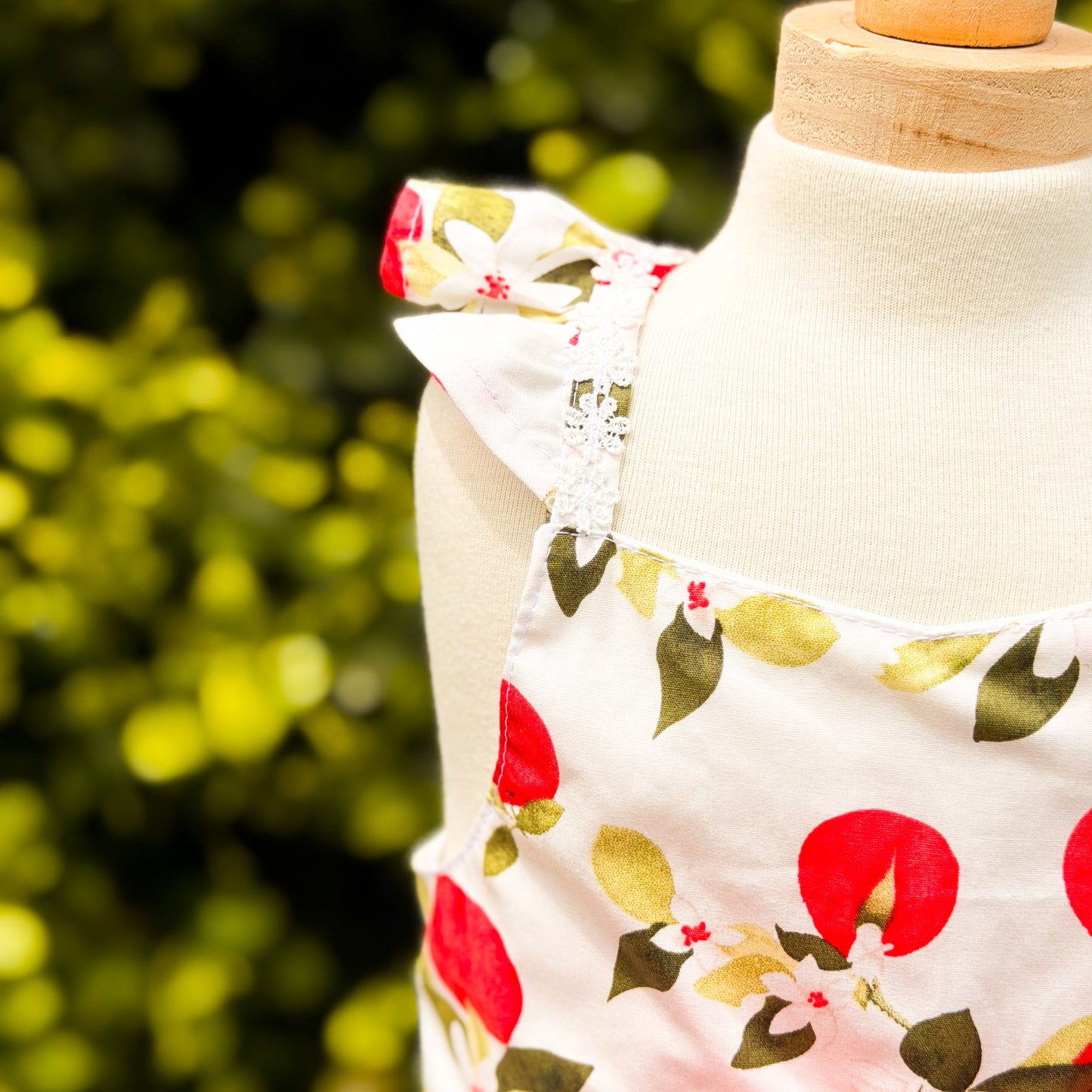 VESTIDO MANZANAS